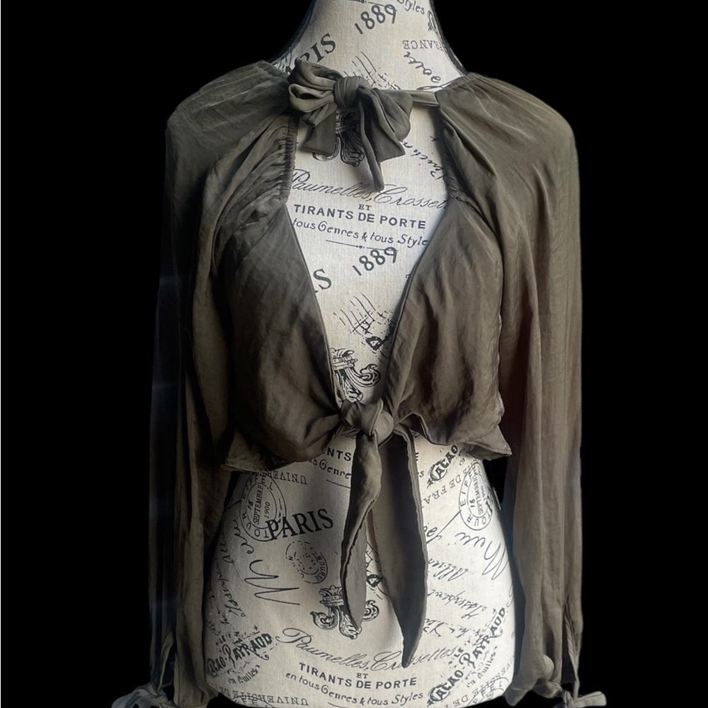 Etophe Studio Elegant Olive Green Tie-Front Blouse Size M